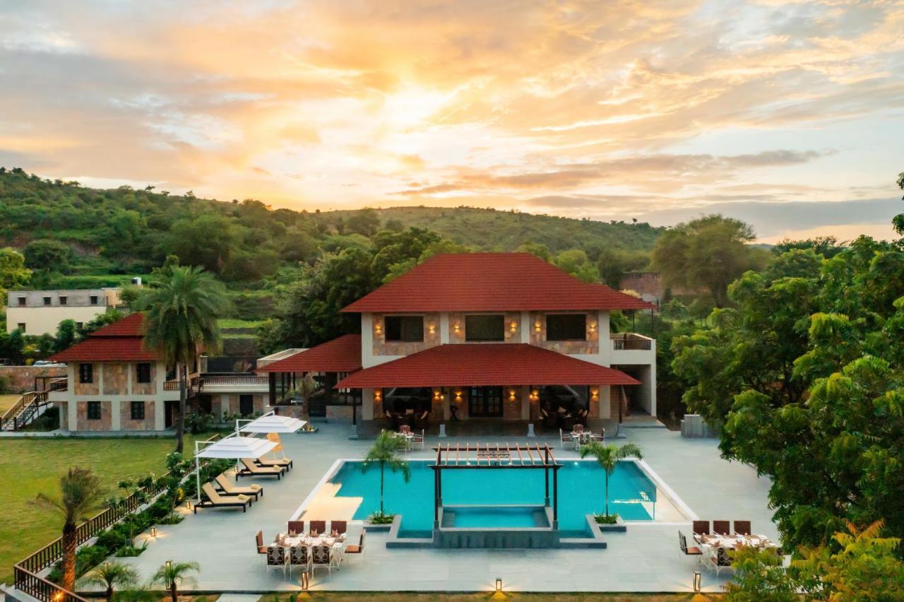 Sarasiruham Resort - Private Pool Villa In Udaipur Ngoại thất bức ảnh