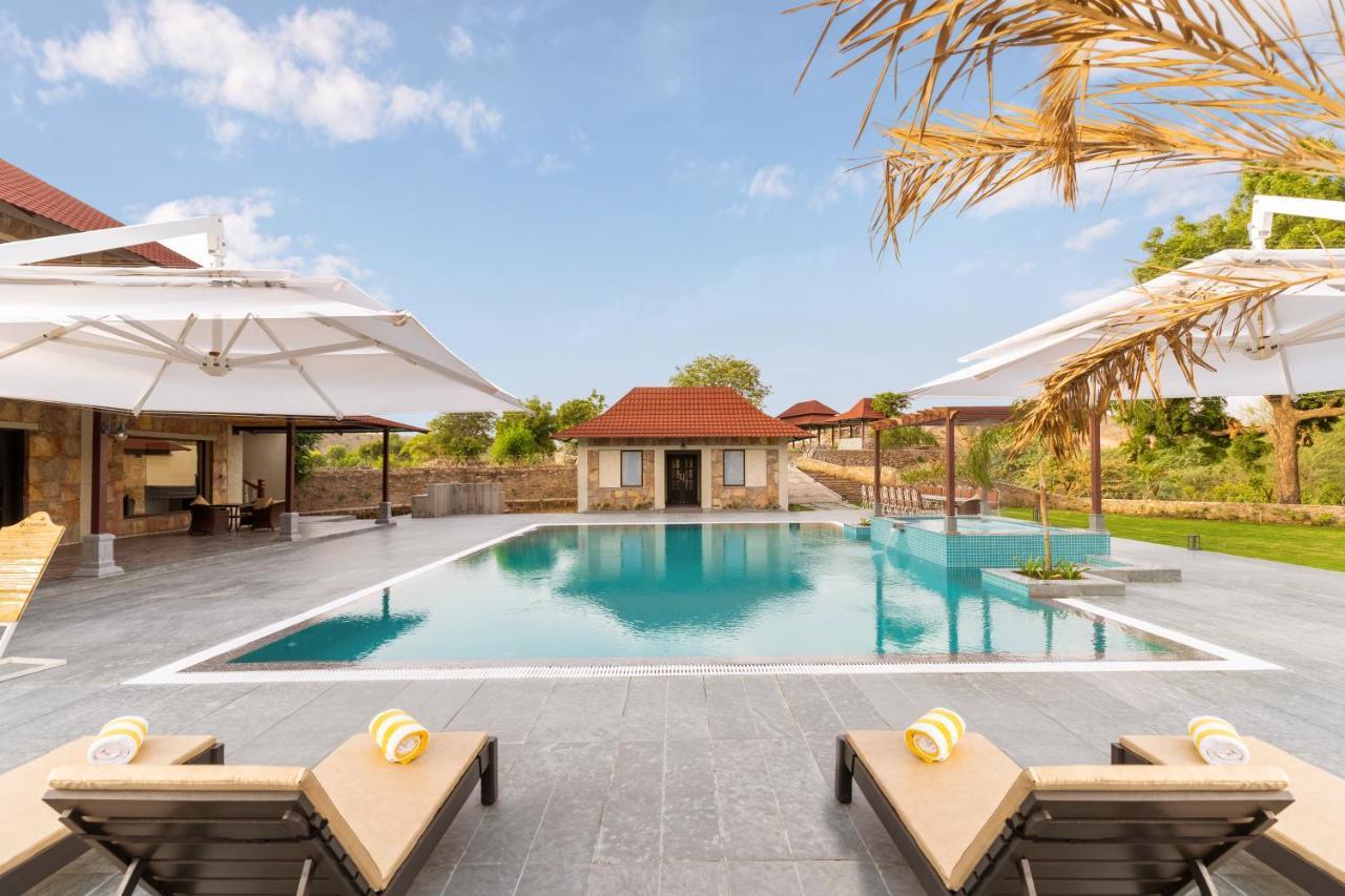 Sarasiruham Resort - Private Pool Villa In Udaipur Ngoại thất bức ảnh